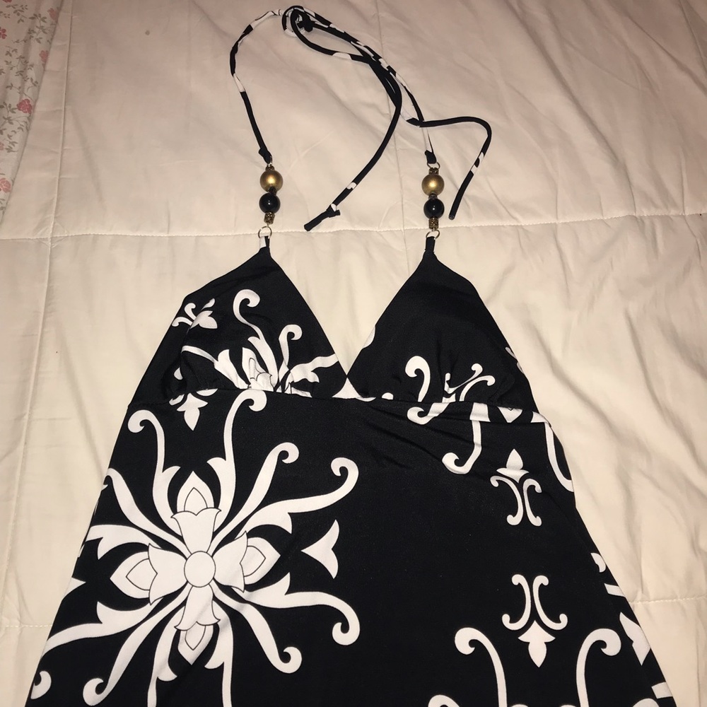 Black / white long dress